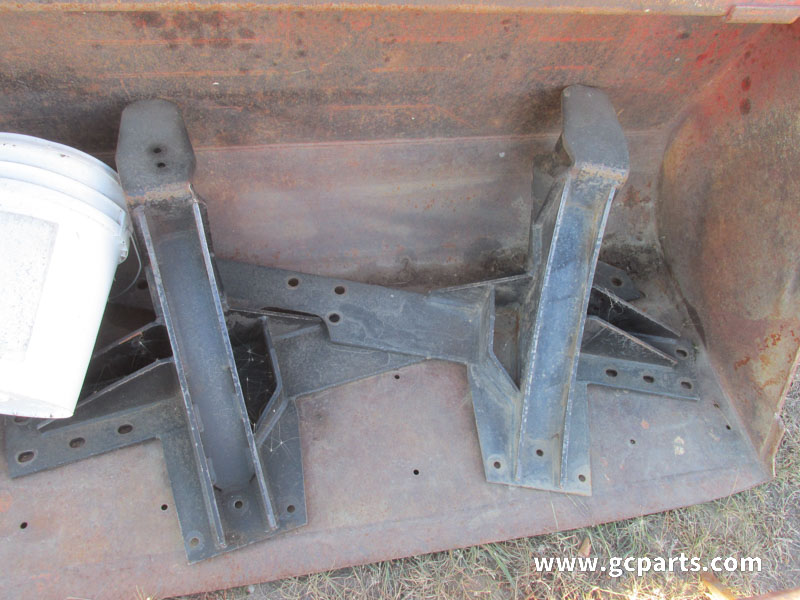 510 LOADER 7FT W/ GRAPPLE